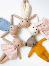 Luna le Lapin - Barboteuse à jambes bouffantes de teinte rosée