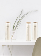 Bougie parfumée en pot Loft à base de plantes - Champagne Millésimé + Roses Rouges - 340 g