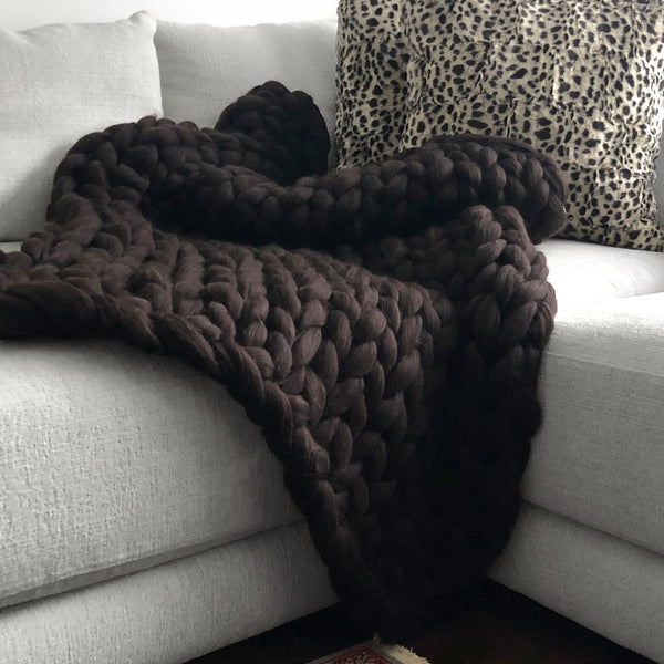 Grand jeté de tricot en grosses mailles – Fait de laine mérinos 100% hypoallergénique- Chocolat